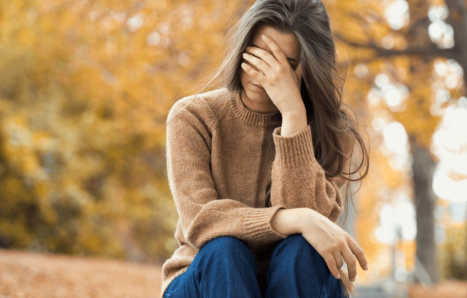 Samotność – epidemia współczesności: jak wpływa na nasze zdrowie i życie?